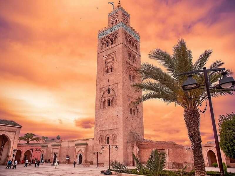 Mosquée de la Koutoubia à Marrakech, minaret emblématique de 77 mètres